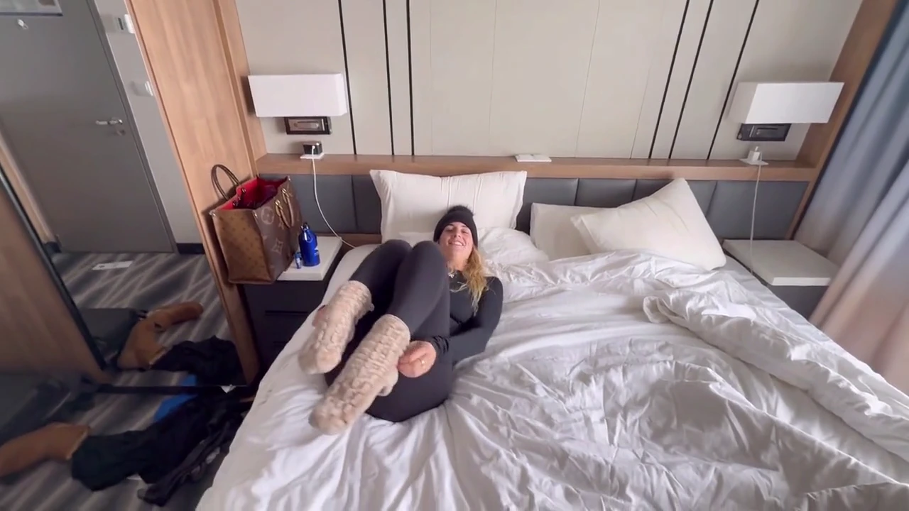 Real sex adventure on a cruise with a stunning woman with a great ass porn video