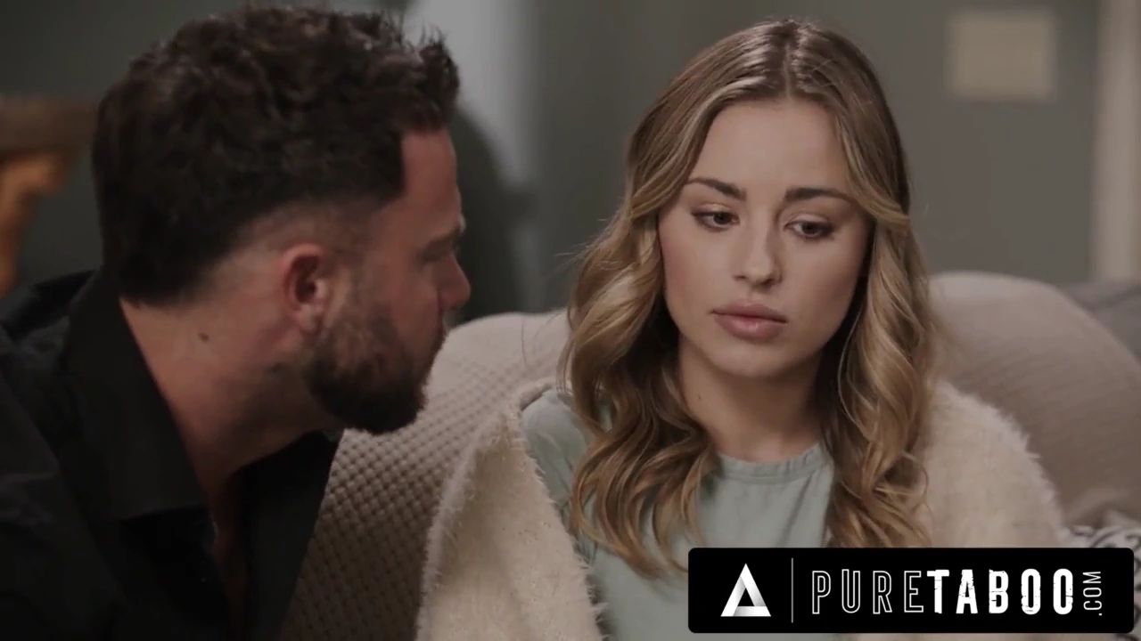 Seth Gamble's intense encounter with Anna Claire Clouds in missionary and doggystyle porn video